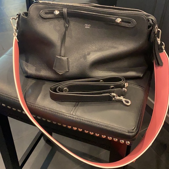 FENDI HANDBAG BY THE WAY LARGE - Picture 4 of 5